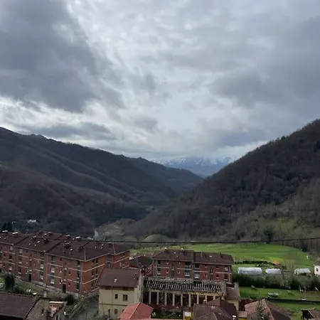 木屋 El Balcon De Urbies *