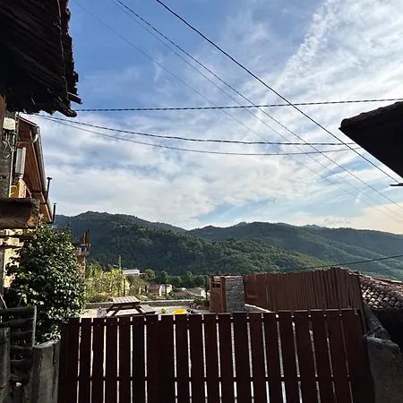 シャレー El Balcon De Urbies *